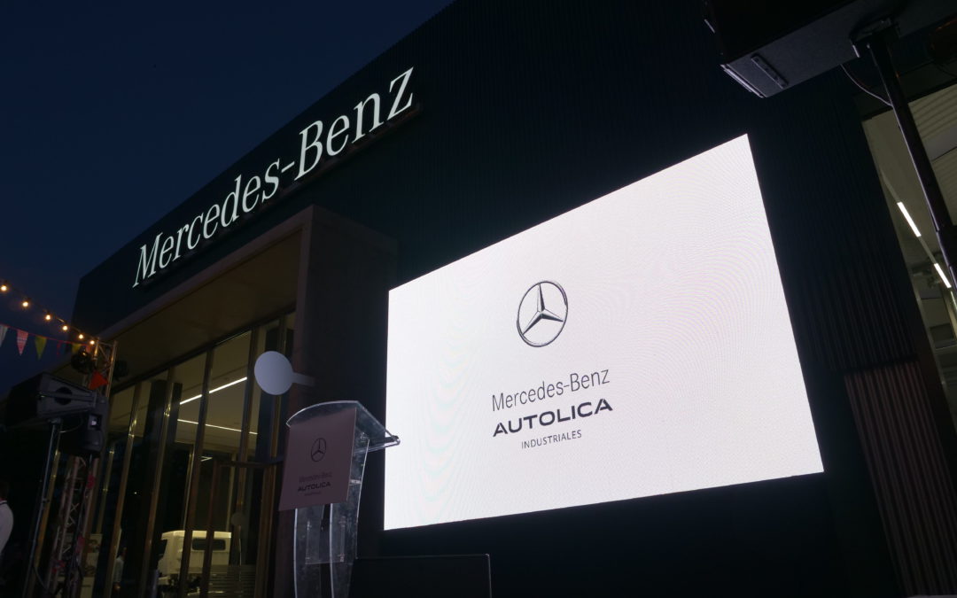 Inauguración Concesionario Mercedes Benz